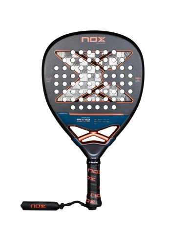 Pala de Padel At10 Genius Attack 18K Alum by Agustin Tapia 2025